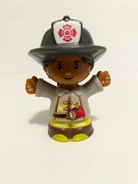 Little People Fireman Woman Lady Girl Fire House Fisher Price Figure Toy 4/$20 🛑